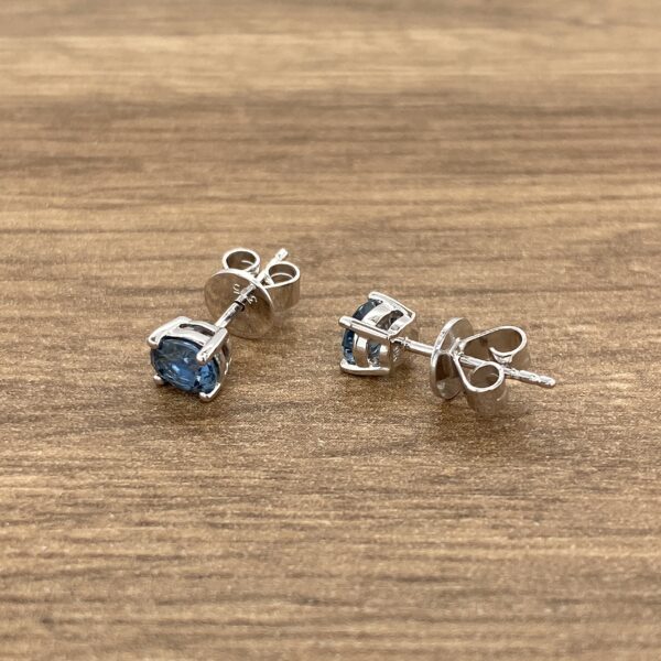 Pair of blue sapphire stud earrings.
