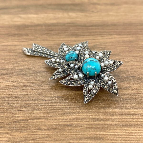 Turquoise and pearl floral brooch