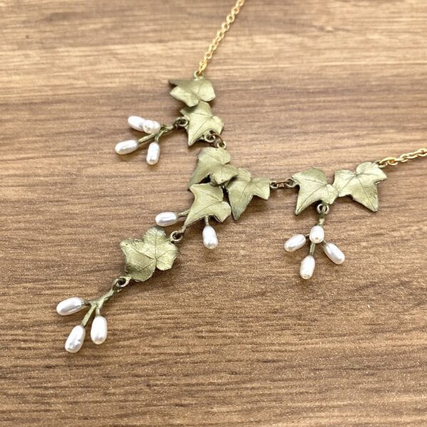 Ivy leaf necklace with pearls.